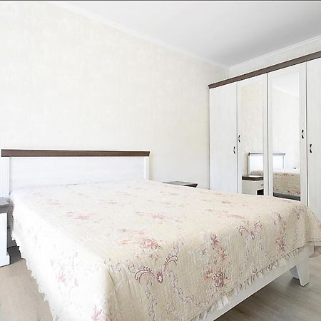 "Deluxe Apartments" L 26-4 - 11220 ลวีฟ ภายนอก รูปภาพ
